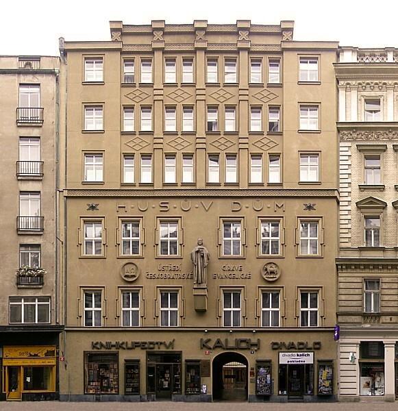 Church Pension Praha - Husuv Dum Prague Exterior photo